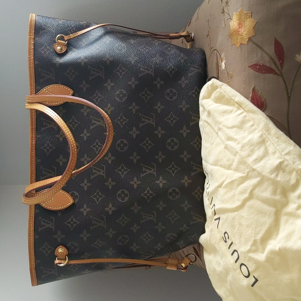 Louis Vuitton MM neverfull